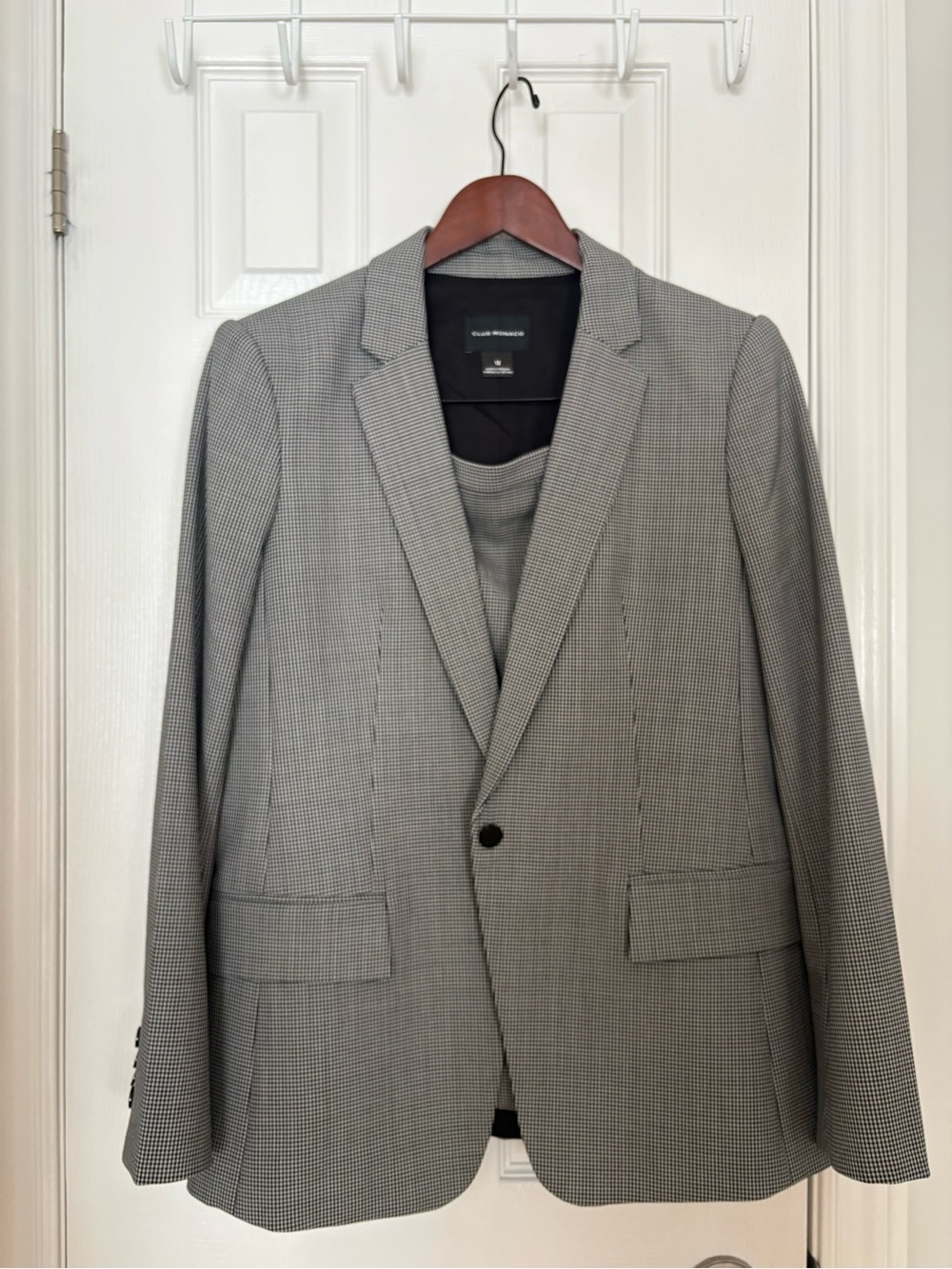 Club Monaco Wool-Blend Houndstooth Skirt Suit — Blazer & Skirt Set